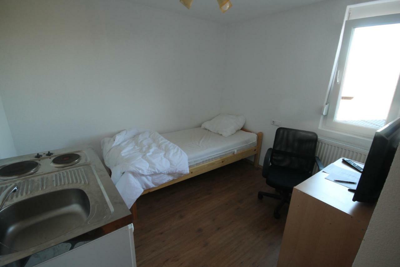 Biberach-Riss-Zimmer-Frei, Einzel-Zimmer Bad Kueche Birkenhard Luaran gambar